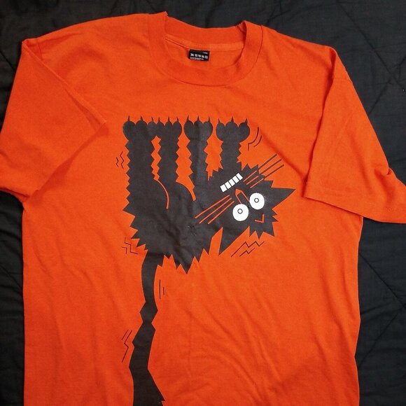 Vintage Crazy Black Scaredy Cat Kitten Halloween T-Shirt - Picture 2 of 7